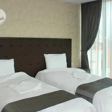 Family Hotel 2*