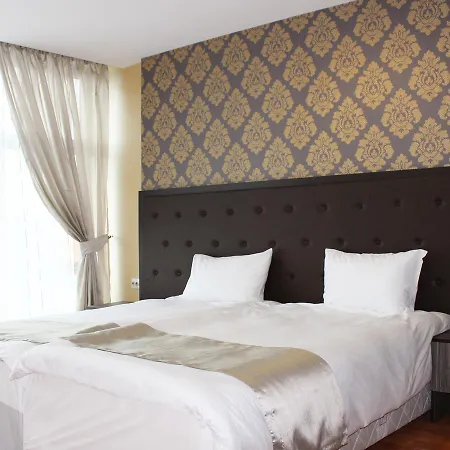 Family Hotel 2*